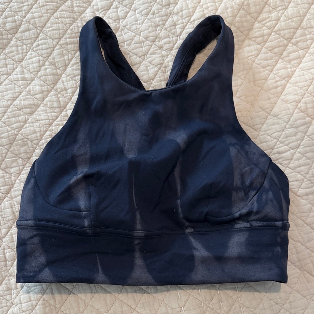 lululemon athletica Wonder Train crop. Size 6!